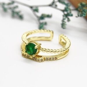 Gold Ring with Emerald Accent
